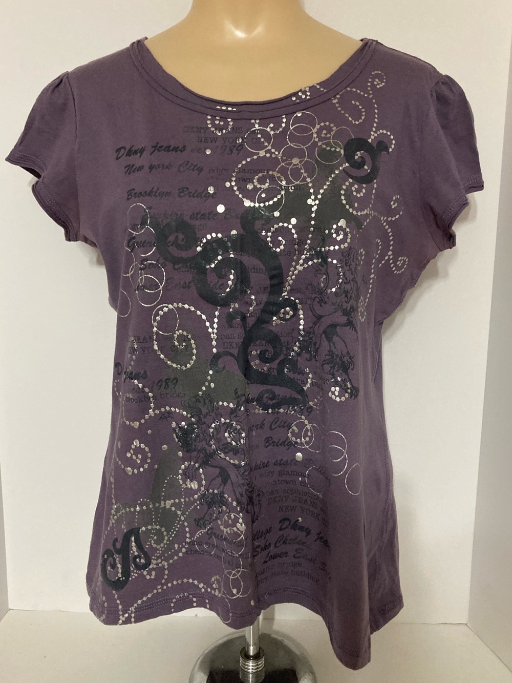 Purple Graphic Short Sleeve Tee
Item # SSct37